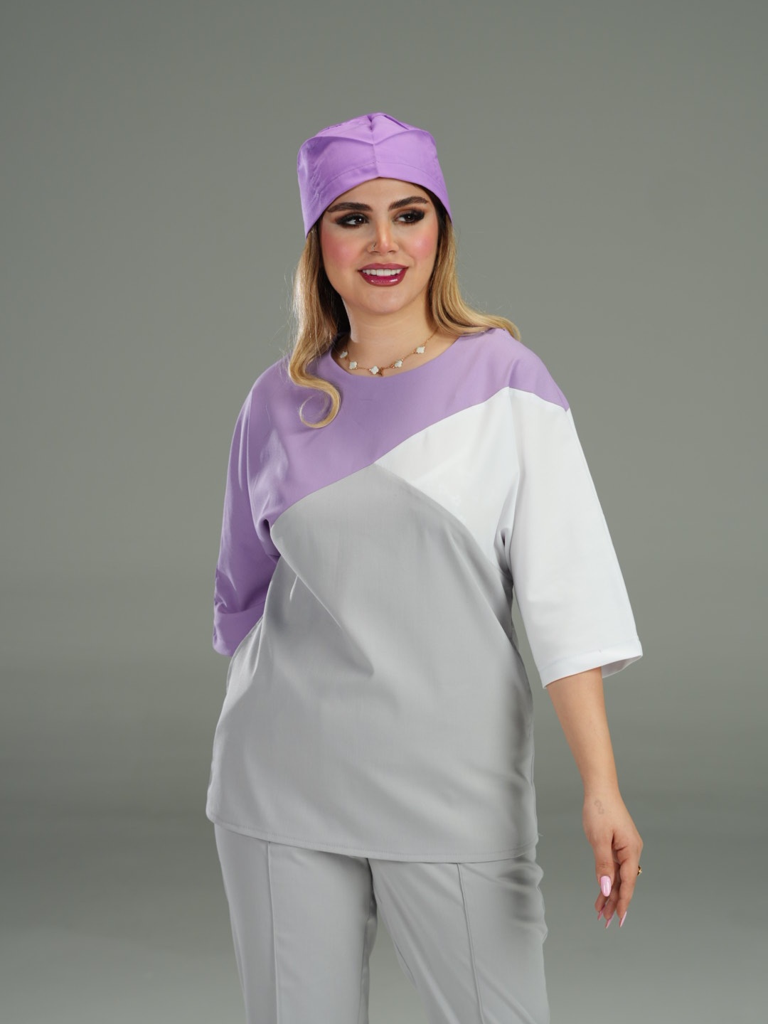 مدل آتریسا اسکراب و شلوار (رنگ طوسی روشن) - Image 3